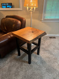 Old Dominion Red Oak Side Table